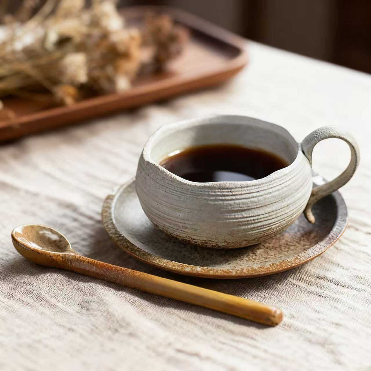 Tasse à café en céramique blanche – Fait main – 145 ml