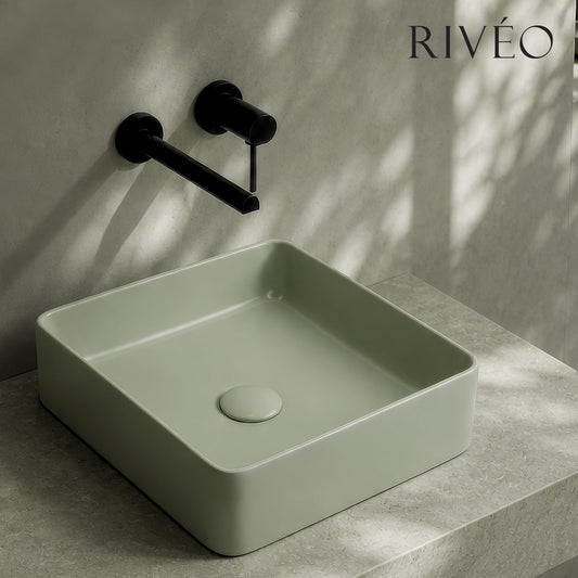 Vasque à Poser Carrée Arrondie Vert Sauge Clair RIVÉO – 365 × 365 mm – Avec Bonde