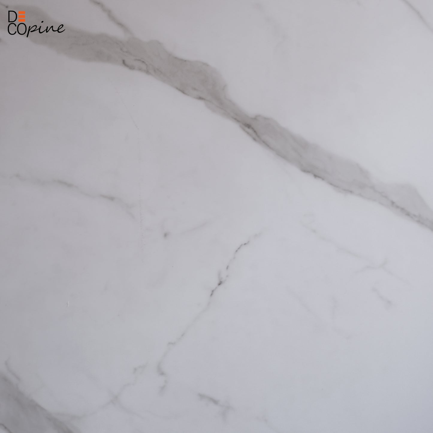 Panneau mural décoratif effet marbre blanc mat – 65×120 cm (Lot de 4, 3,12 m²)