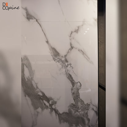 Panneau mural décoratif effet marbre brillant – 65×120 cm (Lot de 4, 3,12 m²)