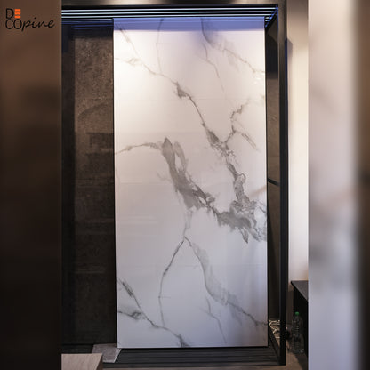 Panneau mural décoratif effet marbre brillant – 65×120 cm (Lot de 4, 3,12 m²)