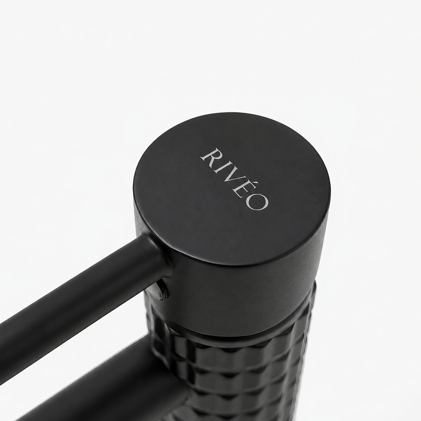 Mitigeur Vasque Haut Texturé Noir Mat RIVÉO