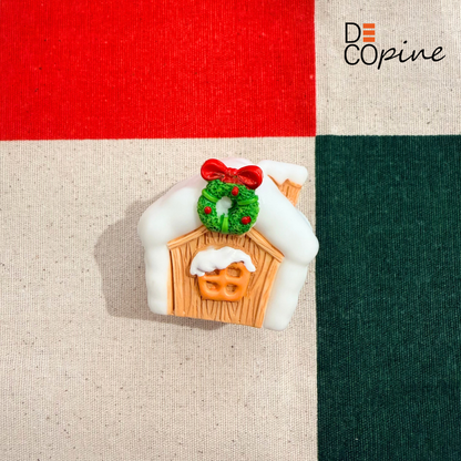 🎄Magnet Maison de Noël avec Couronne – Décoration Festive (4 cm)