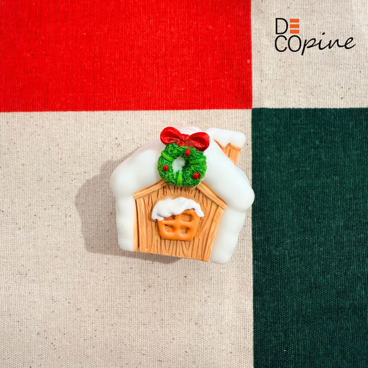 🎄Magnet Maison de Noël avec Couronne – Décoration Festive (4 cm)