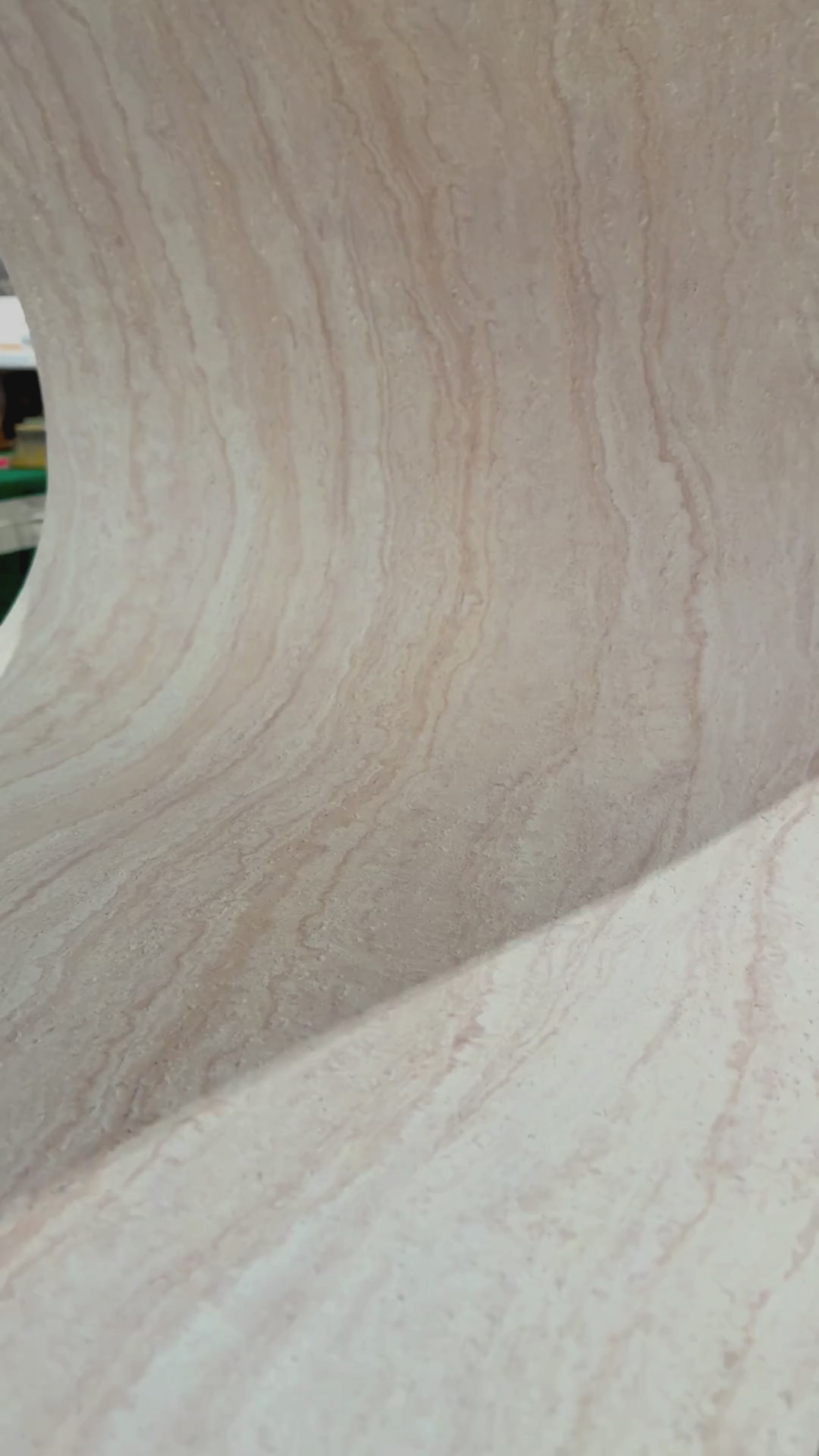 Load video: Natural Stone Flexible Wall Panel – Light Sand Travertine Effect – 60×120 cm – Lot of 4 – B01TB01