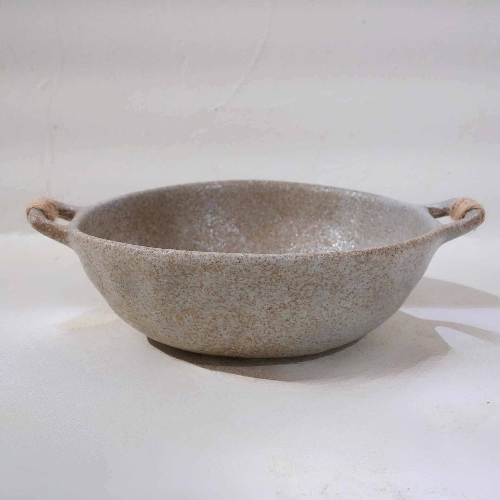 Grey ceramic bowl – Handmade – 19.5 × 15.5 cm