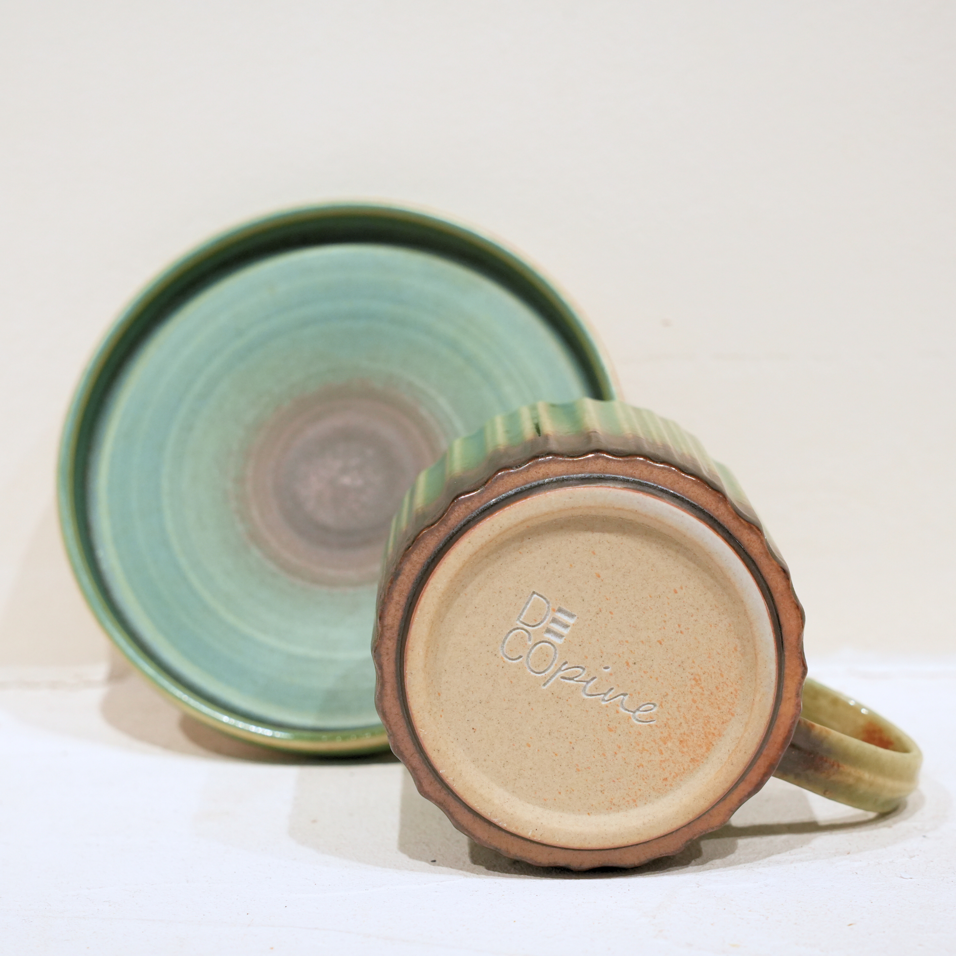 Green ceramic coffee cup – Handmade – 250 ml