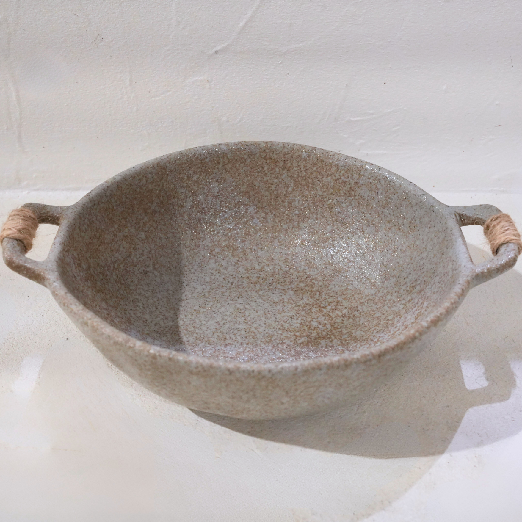 Grey ceramic bowl – Handmade – 19.5 × 15.5 cm