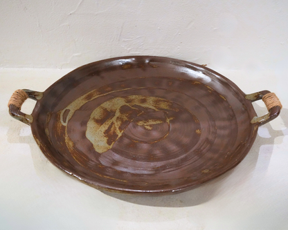 Plateau en céramique marron – Fait main – 31 × 25 cm